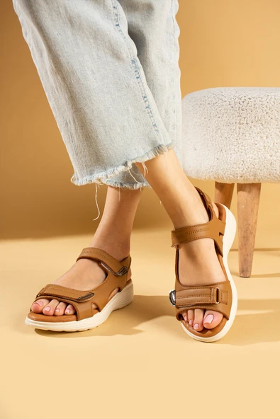 Pembe Potin Deri Görünümlü Comfort Taban Çift Bantlı Kadın Sandalet 59-78-24 - Resim 9