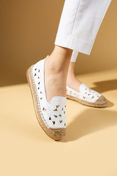 Pembe Potin Lazer Kesim Çiçek Desenli Rahat Hasır Taban Dilli Kadın Babet 68-1025-25 - Resim 7