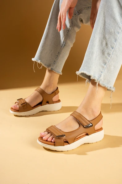 Pembe Potin Deri Görünümlü Comfort Taban Çift Bantlı Kadın Sandalet 59-78-24 - Resim 4