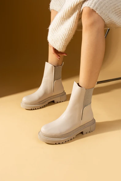 Pembe Potin Kalın Taban Sıcak Astar Lastikli Kadın Bot 008-5590-24 ürün görseli