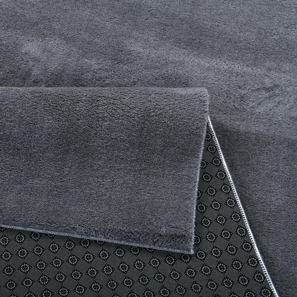 Yumuşak Peluş Halı – Kaymaz Tabanlı, Yıkanabilir, Modern Dokulu Halı - 5