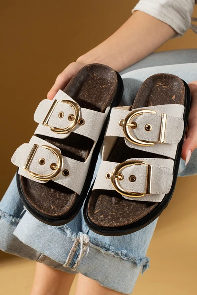 Pembe Potin Geniş Çift Gold Tokalı Rahat Kalıp Kadın Terlik 024-1001-25Süet ürün görseli