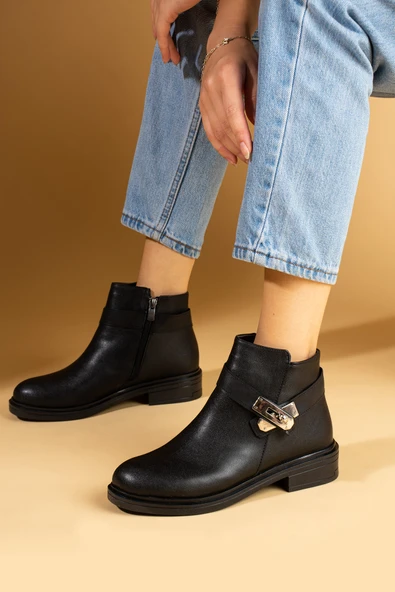 Pembe Potin Kilit Toka Detaylı Fermuarlı Rahat Kalıp Kaymaz Taban Kadın Bot 57-97-24 ürün görseli