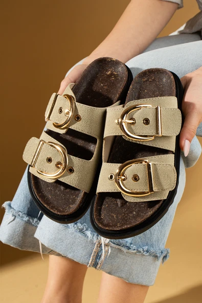 Pembe Potin Geniş Çift Gold Tokalı Rahat Kalıp Kadın Terlik 024-1001-25Süet - Resim 5