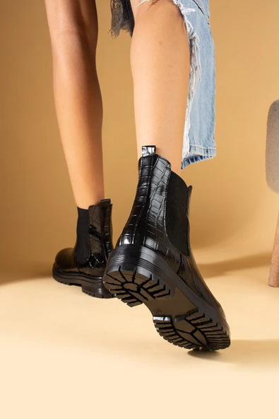 Pembe Potin Kroko Desenli Çift Lastik Detay Kadın Bot  57-111-24Kroko - Resim 5