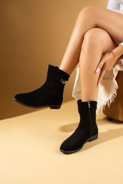 Pembe Potin Toka Detaylı Fermuarlı Oval Burun Kadın Bot 84-2409-24Süet - Resim 4