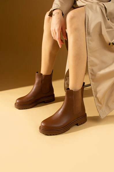 Pembe Potin Yuvarlak Burun Yanı Lastikli Rahat Taban Kadın Bot 57-2555-24 ürün görseli