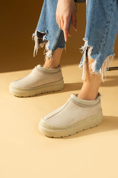 Pembe Potin Kalın Taban İçi Tüylü Lastikli Kadın Bot 001-1100-24Süet ürün görseli