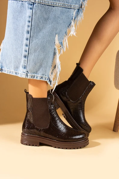 Pembe Potin Kroko Desenli Çift Lastik Detay Kadın Bot  57-111-24Kroko - Resim 9