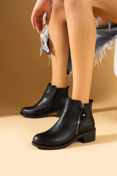 Pembe Potin Yuvarlak Burun Fermuarlı Kalın Topuklu Kadın Bot 57-03-24 - 2