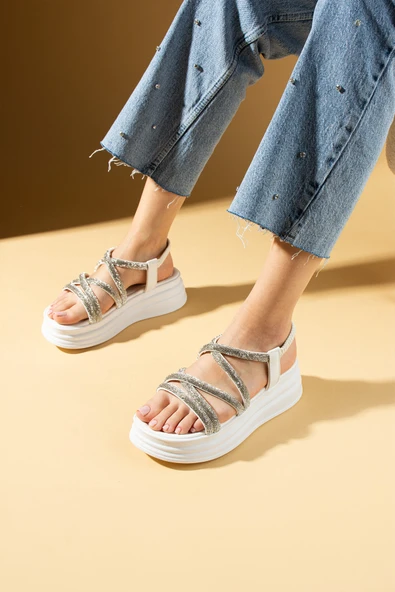 Pembe Potin Taş Detaylı Yüksek Taban Çok Bantlı Lastikli Kadın Sandalet 018-312-24Taşlı ürün görseli