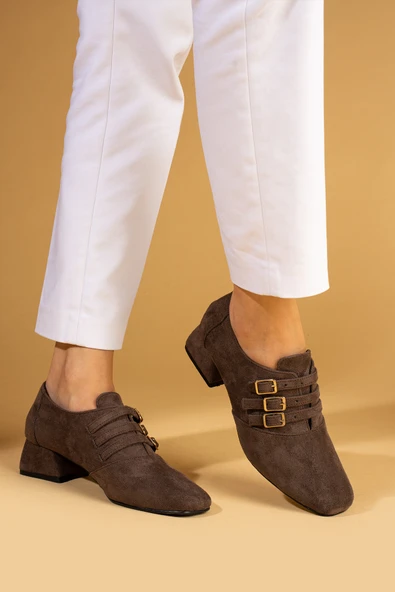 Pembe Potin Küt Burunlu 3 Tokalı Topuklu Kadın Ayakkabı 53-400-24Süet - Resim 8