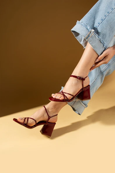 Pembe Potin İnce Bantlı Tokalı Kare Topuklu Kadın Ayakkabı 001-1060-25Rugan - Resim 10