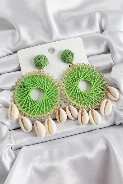 Yeşil Hasır Örgü Sarmal Model Sallantılı Deniz Kabuğu Detaylı Gold Renk Kadın Küpe - Tj-bkp10728