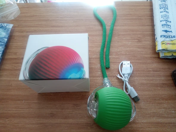 Akıllı Kedi Oyuncağı, USB Şarjlı, LED Işıklı, 3 Modlu, Otomatik Yuvarlanan Top - 1