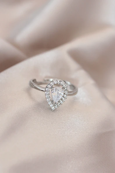 Ayarlamalı Silver Renk Metal Zirkon ve Kristal Taşlı Damla Model Yüzük - TJ-BYK2072 ürün görseli 1