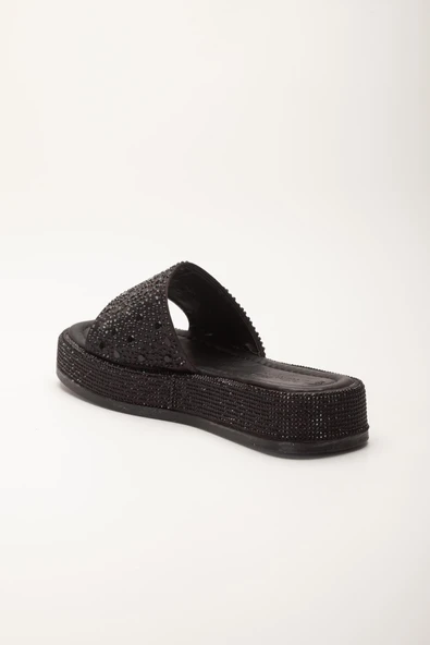 Kadın Dolgu Topuklu Terlik Siyah Kalın Tek Bantlı Taşlı Tokalı Taban Sargılı - Resim 5