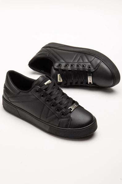 Kadın Casual Spor Ayakkabı Siyah İnce Taban Bağcıklı ürün görseli