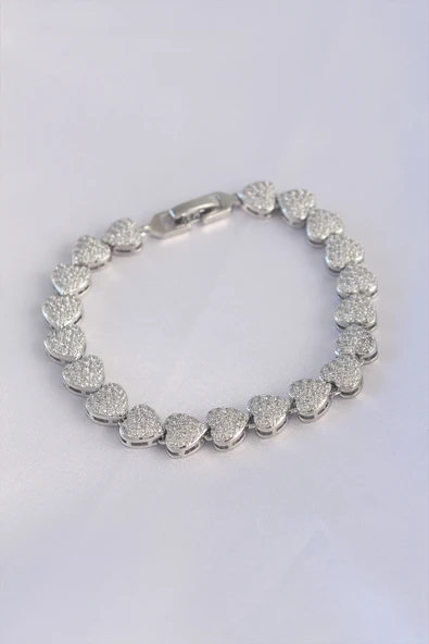 Vip Seri Pirinç Zirkon Taşlı Gümüş Renk Kalp Model Bileklik - TJ-BB6067 ürün görseli