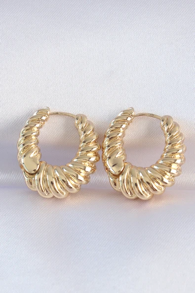 Pirinç Gold Renk Tırtık Detay Bombeli Halka Küpe - TJ-BKP8972 ürün görseli