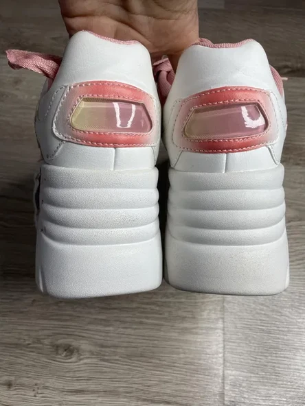 Bershka Naruto platform Spor Ayakkabı Beyaz-Pembe - Resim 5