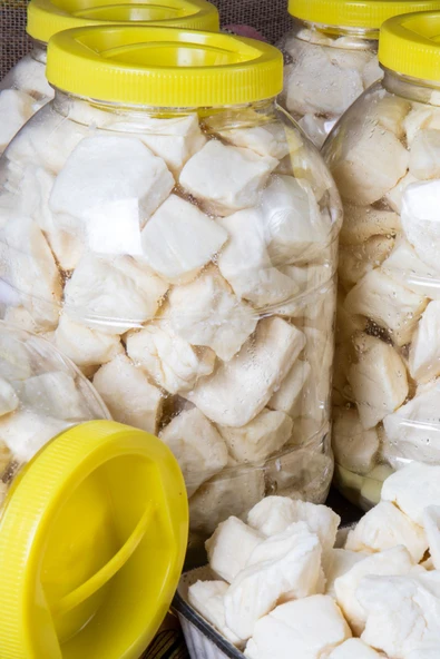 Antep Peyniri ( İnek ) Kışlık Basma Tuzlu Salamura 3 Kg Bidon