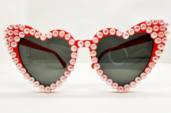 Kırmızı Renk İncili Kalp Şekilli Gelin Gözlüğü Bride Gözlüğü ürün görseli 1