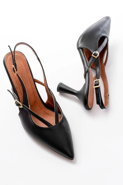 4962 Siyah Sivri Burun Tokalı Yuvarlak Topuk Kadın Sandalet - Resim 3