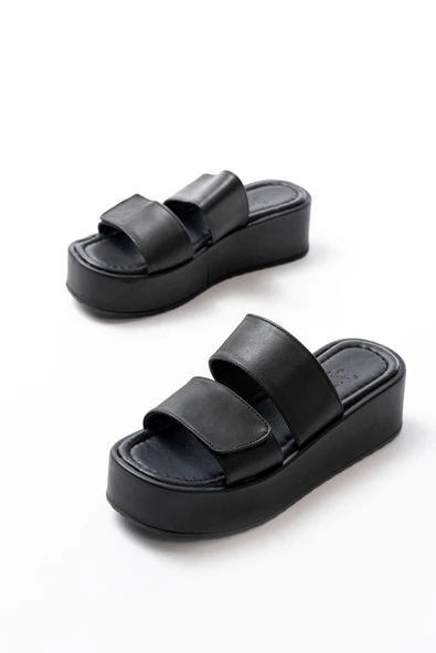 861-1034 Siyah Çıtçıtlı Dolgu Topuk Kadın Terlik - Resim 4