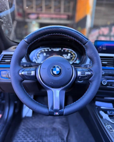BMW F30 M SPORT KASA ARACA ÖZGÜ DİKMELİ DİREKSİYON KILIFI ürün görseli