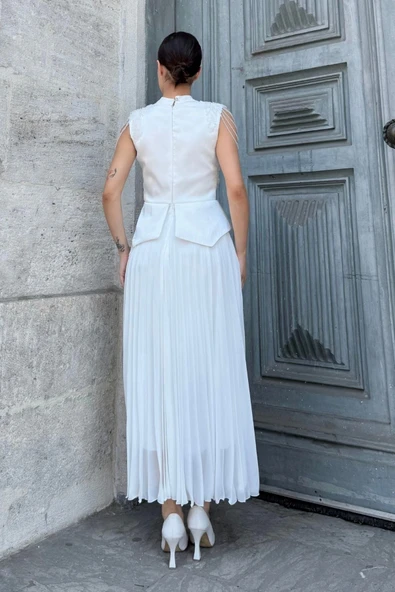 Omuz İşlemeli Pliseli Abiye Elbise 2385-Beyaz - Resim 6