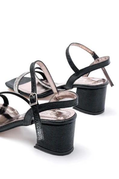 S-900  Siyah Bantlı Taşlı Kalın Şeffaf Topuklu Kadın Ayakkabı - Resim 5