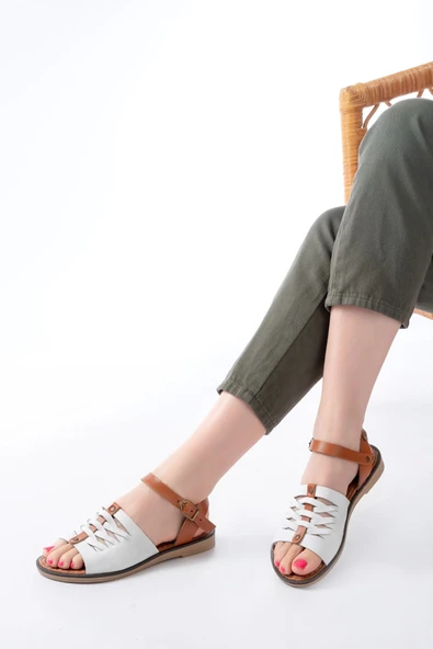 205-029 Beyaz Ortopedik Hakiki Deri Kadın Sandalet - Resim 4