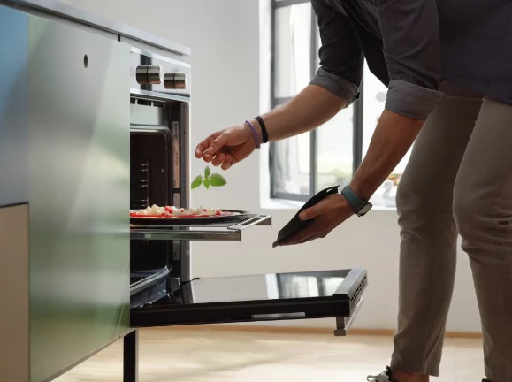 116.0605.990-Franke Smart Fsm 86 H Xs Black Glass/İnox Fırın - Resim 3