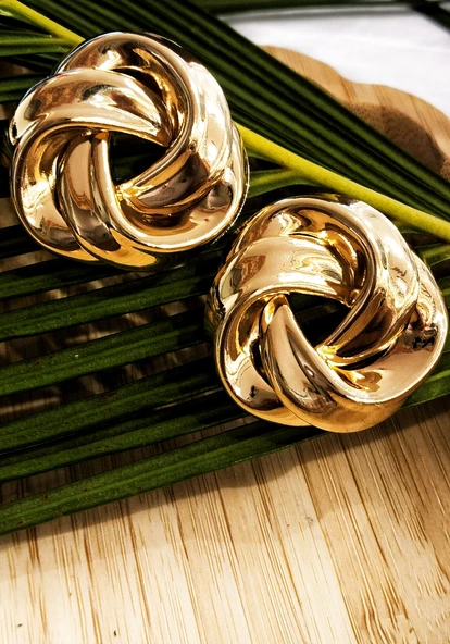 Monalisa Home Gold  Lüks Figürlü Büyük Küpe