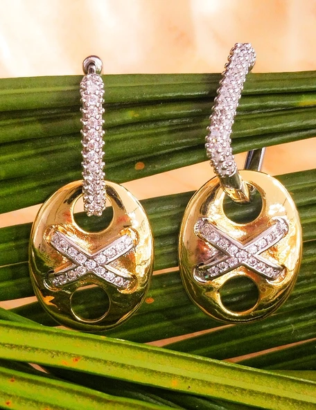 Monalisa Home Lüks Figürlü Sallantılı  Küpe ürün görseli 1