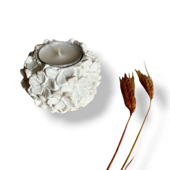 Dekoratif Çiçek Motifli Mumluk ürün görseli 1