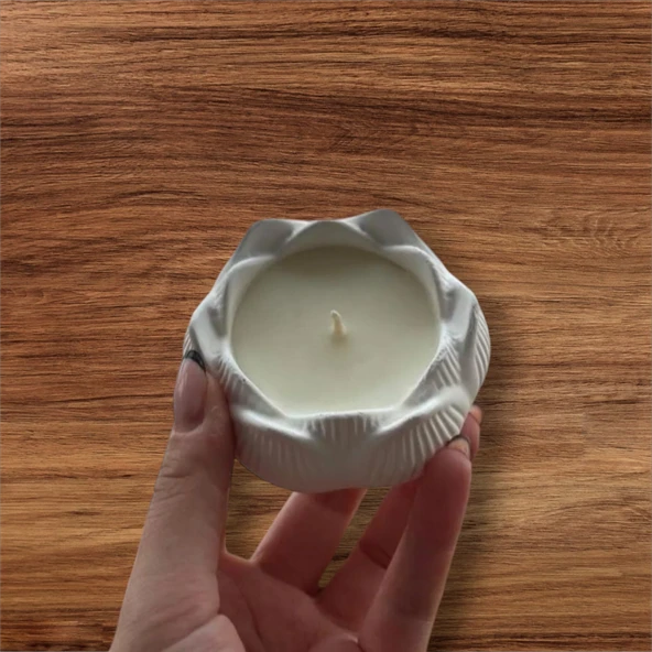 Portakal çiçeği kokulu Lotus Mum