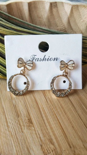 Monalisa Home Lüks Figürlü Gösterişli Parıltılı Sallantılı Küpe ürün görseli 1