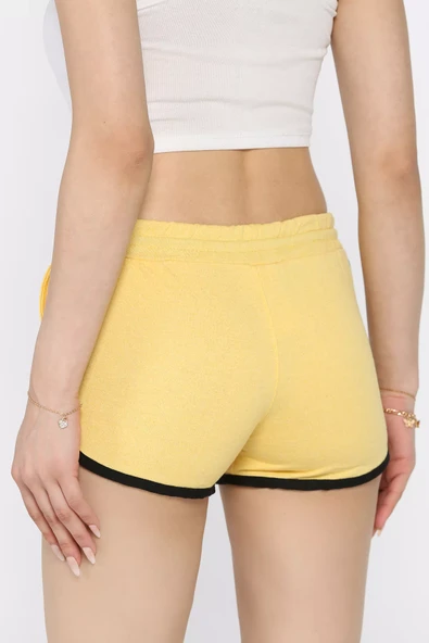 Sarı Baskılı Kadın Mini Şort - 3