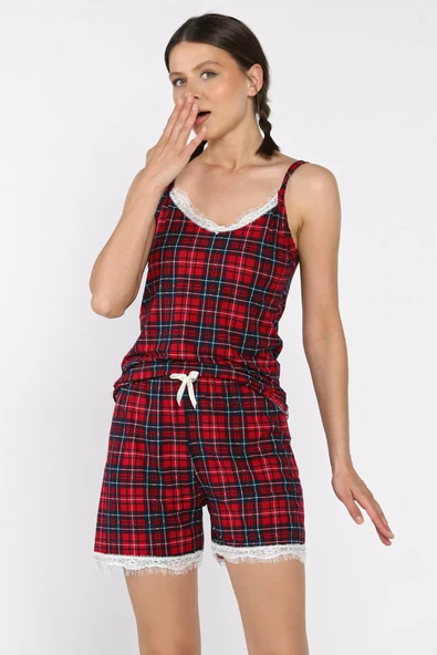 Bordo Kadın Ekose Desenli İp Askılı Şortlu Pijama Takımı - 1
