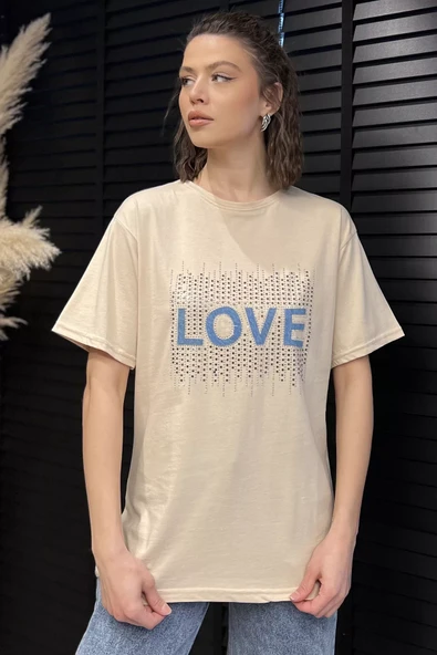 Bej Love Taşlı Bisiklet Yaka Kadın Tişört - 1