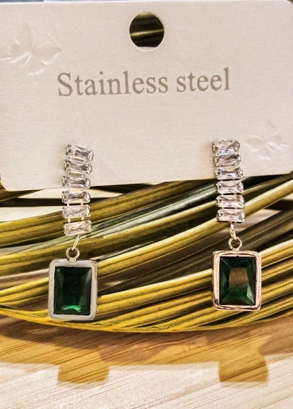 Monalisa Home  Lüks Figürlü Gösterişli Parıltılı Küpe ürün görseli 1