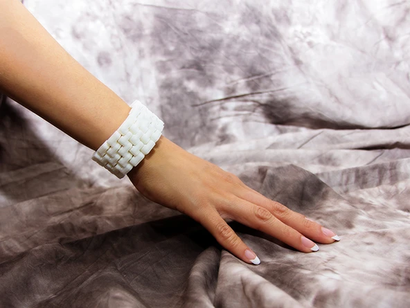 Byr Esnek Bilezik V55 (Sadece Plastik Aparattır!!!) 3D ürün görseli