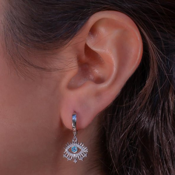 Göz Tasarımlı Sallantılı 925 Ayar Gümüş Küpe ürün görseli