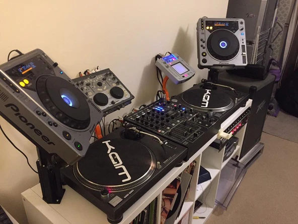 Byr IKEA Kallax için DJ Kaoss Pad/Denetleyici Montaj/Universal (Sadece Plastik Aparattır!!!) 3D - 2