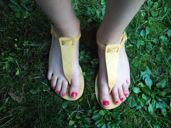 Byr Ayaklarını göster! - Baskı sandaletleri (Sadece Plastik Aparattır!!!) 3D - 2