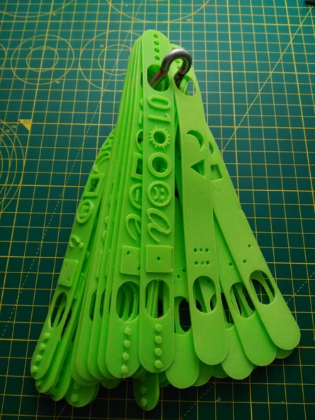 Byr Bilezik gruplandıran öğrenciler (Sadece Plastik Aparattır!!!) 3D - 3