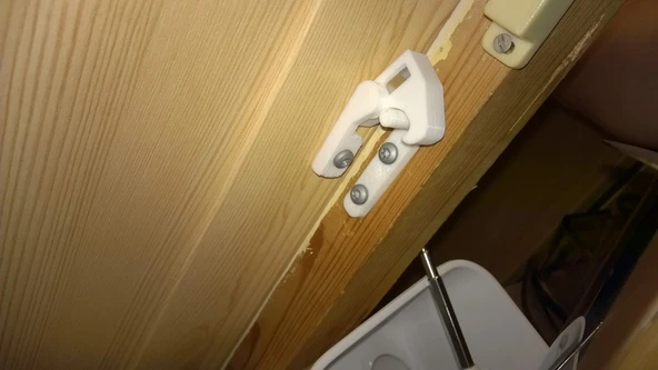 Byr Toddlersafe Gizli Dolap Maglock. (Sadece Plastik Aparattır!!!) 3D