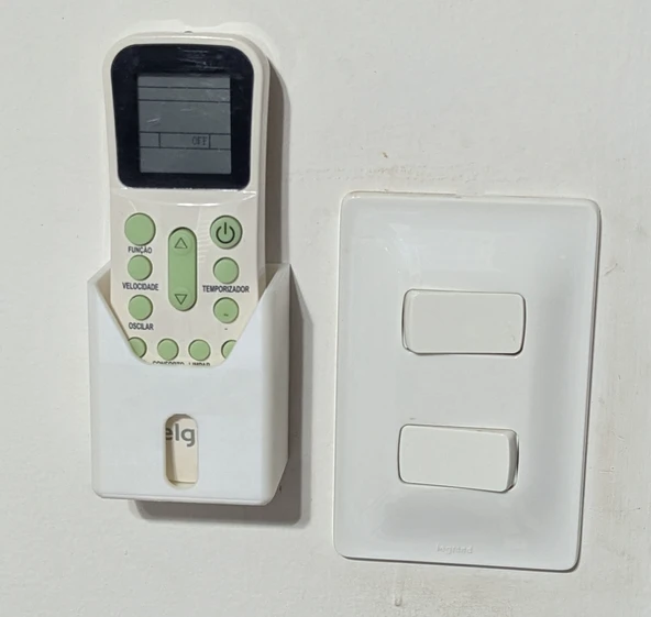 Byr Elgin Hava Uzaktan Saç Kremi Duvar Montajı (Sadece Plastik Aparattır!!!) 3D ürün görseli